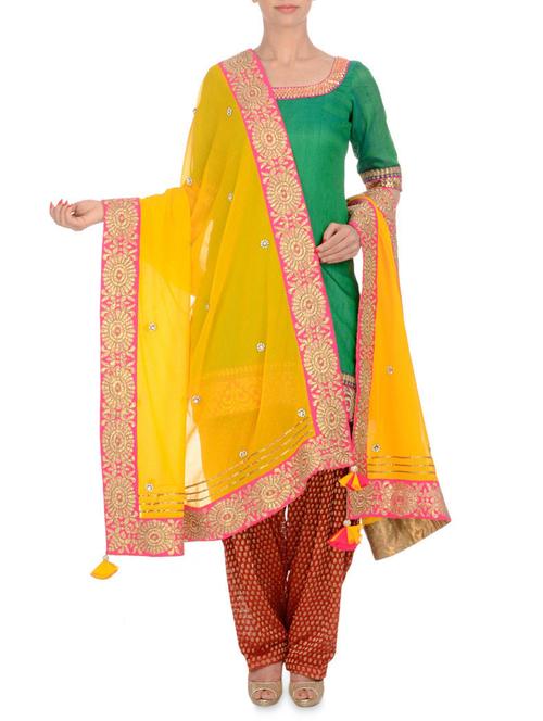 Yellow embellished georgette dupatta - 9592888 - Very Small Image - 1