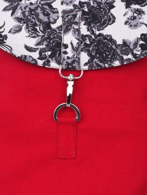 red floral printed canvas sling bag - 9594062 - Standard Image - 4
