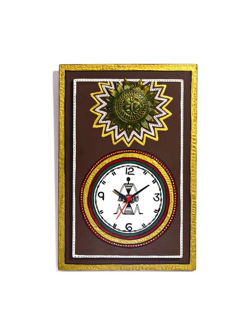 brown wooden printed sun pattern analog wall time piece - 9605690 - Standard Image - 1