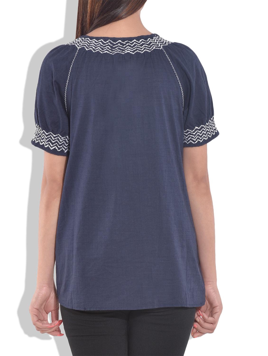 navy blue short sleeved cotton top - 9644070 - Zoom Image - 3