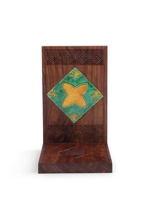 wooden book end set with ceramic tiles - 9688305 - Standard Image - 5