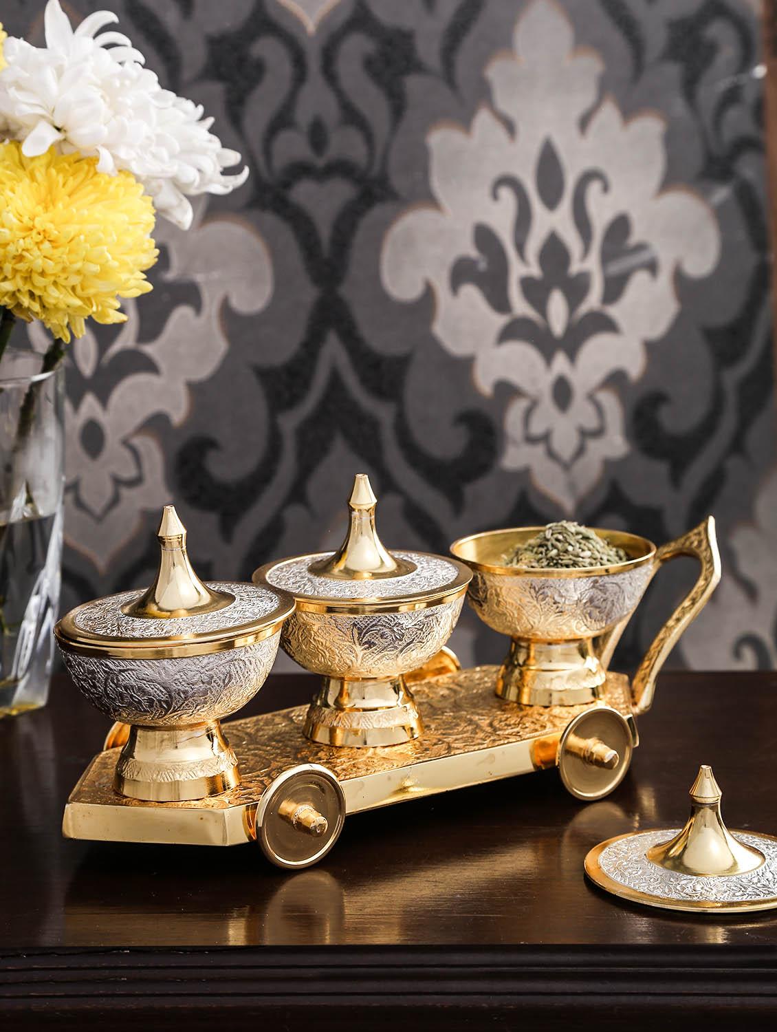 gold , silver brass decorative tray and bowl - 9985725 - Zoom Image - 1