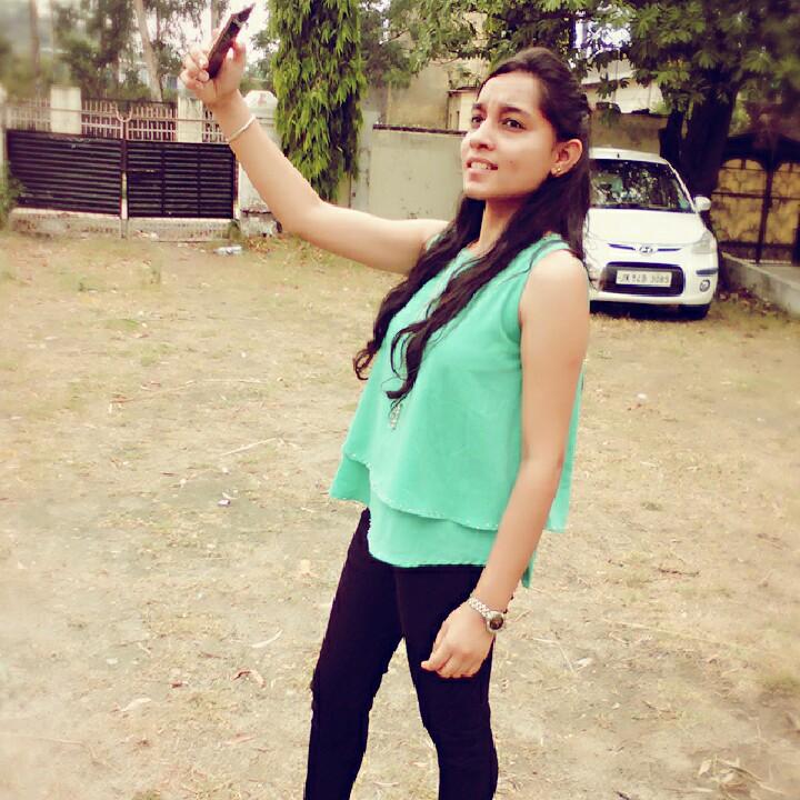 Shivali Thakur