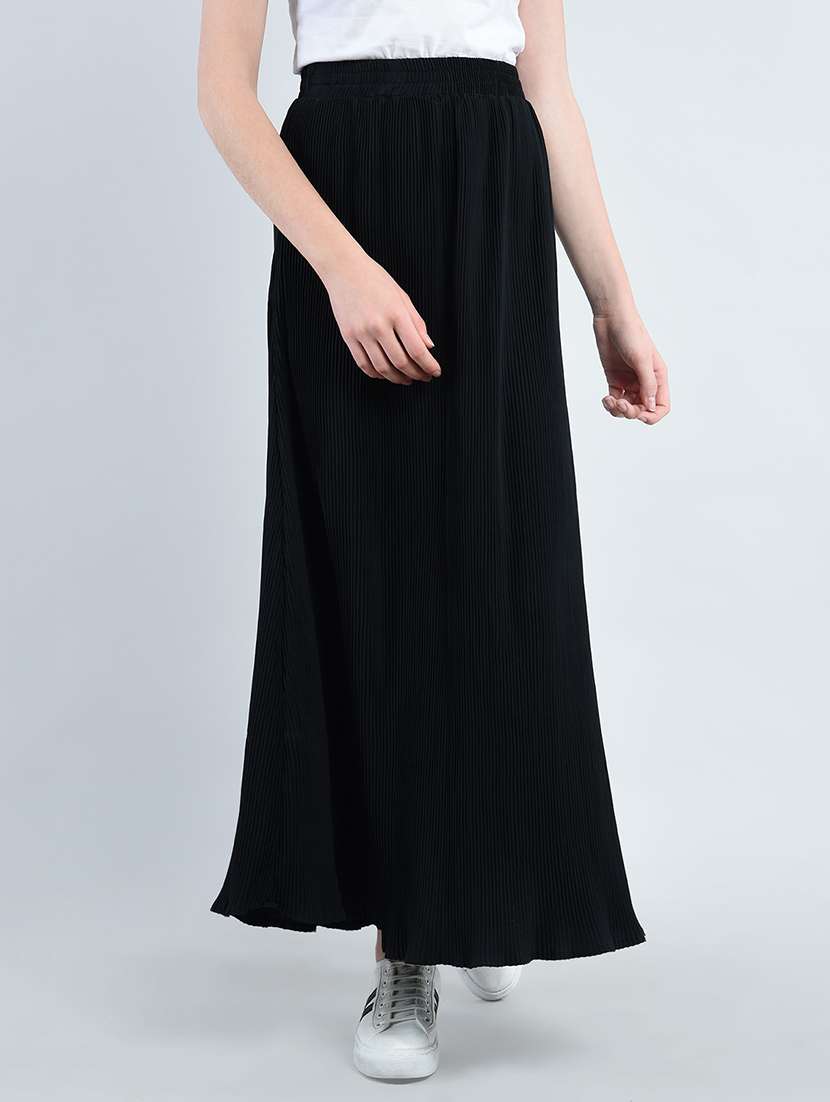 Black Solid Crepe Maxi Skirt