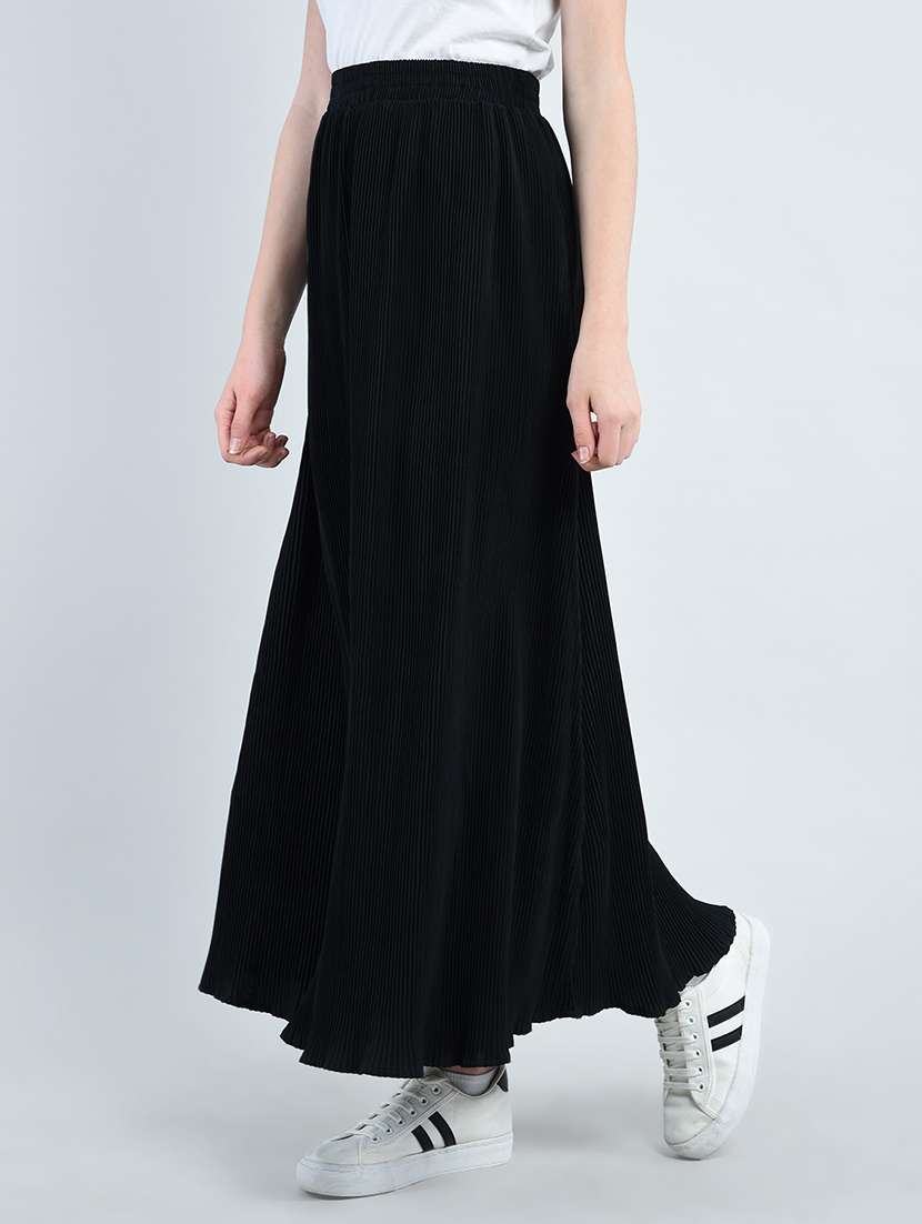 Black Solid Crepe Maxi Skirt
