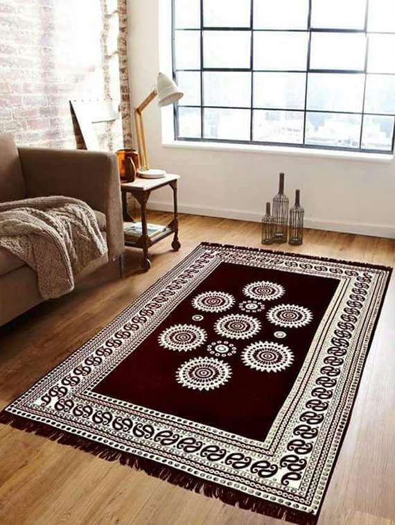 Classic Chennile Carpets By Homesense. Size:5x7 Feets