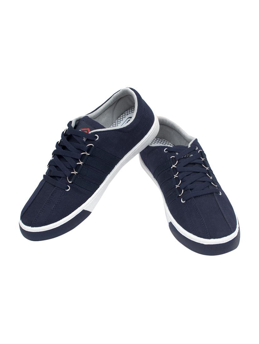 navy canvas lace up sneaker