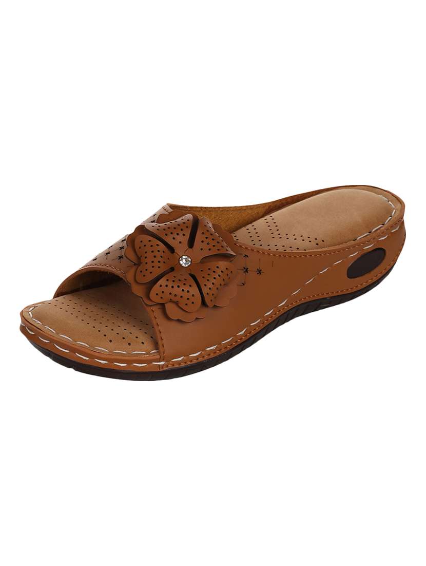 Update more than 141 yoga sandals with toe separators super hot