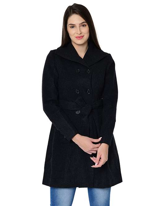 tie setting coats off
