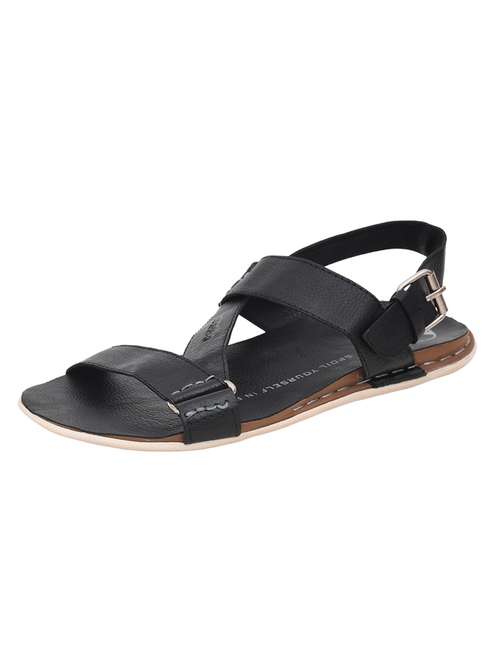 limeroad sandals and floaters