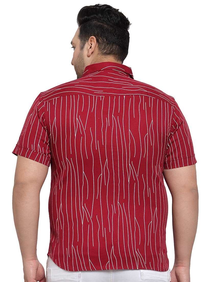 Pluss Maroon Printed Casual Shirt
