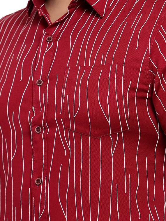 Pluss Maroon Printed Casual Shirt