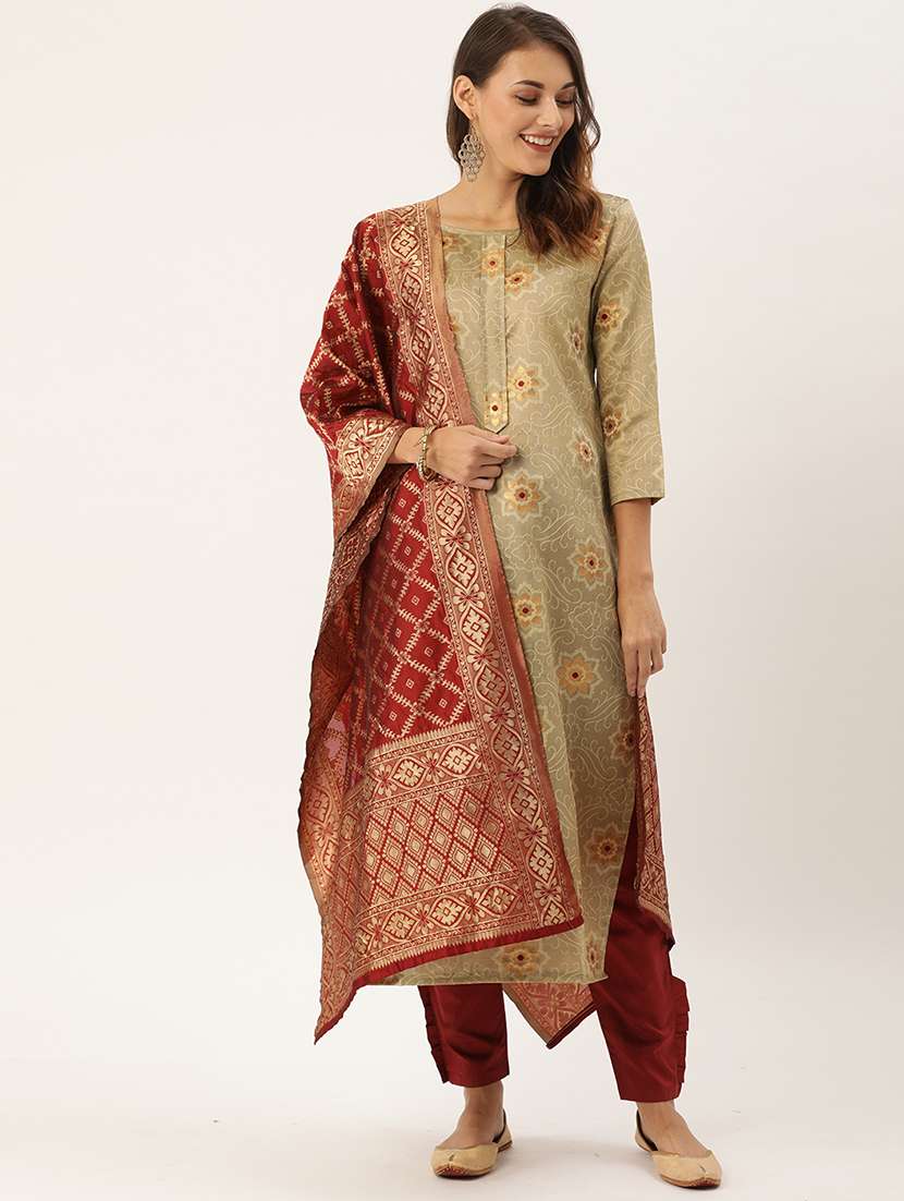 Stunning Straight Pant Suit Sets