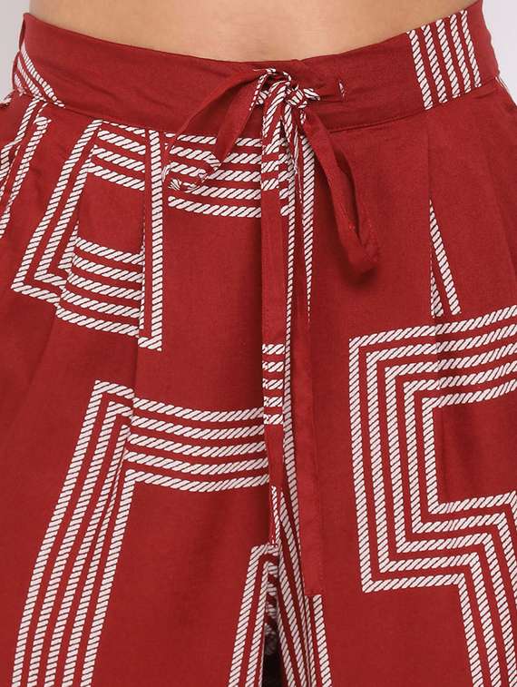 Maroon Printed Pleated Trouser
