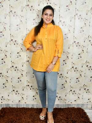 Buy online Yellow Short Kurti With 