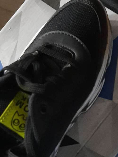 buy online sports shoes for mens