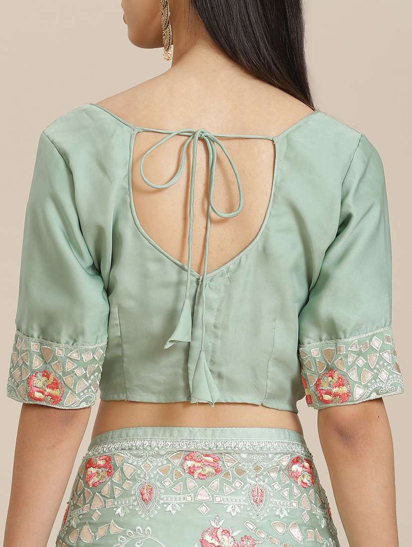 Women's Embroidered Saree With Blouse