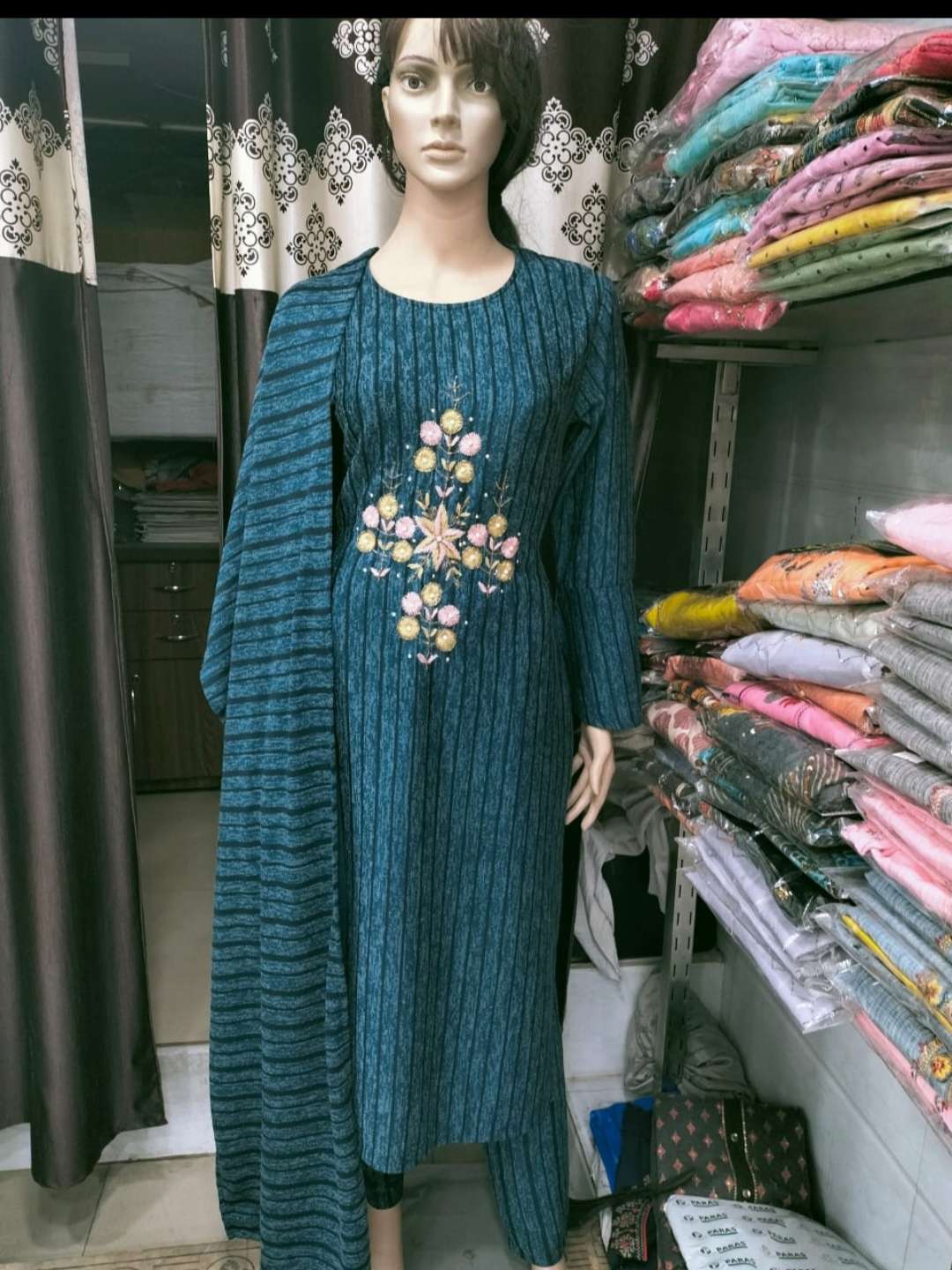 limeroad winter kurtis