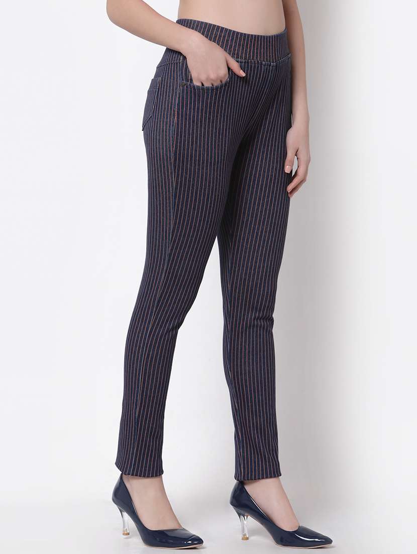 Mid Rise Striped Jegging