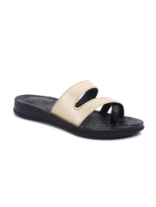 sandals for women under 300
