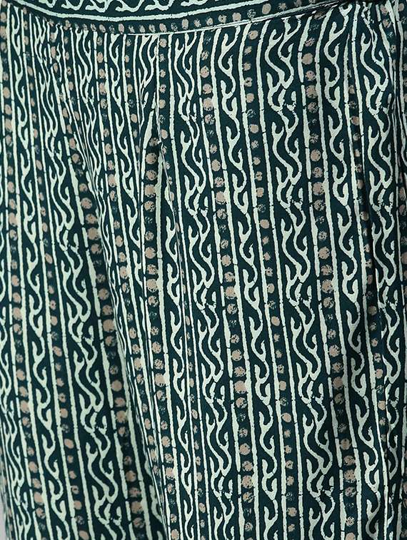 Women Floral Round Neck Kurta Sharara Set