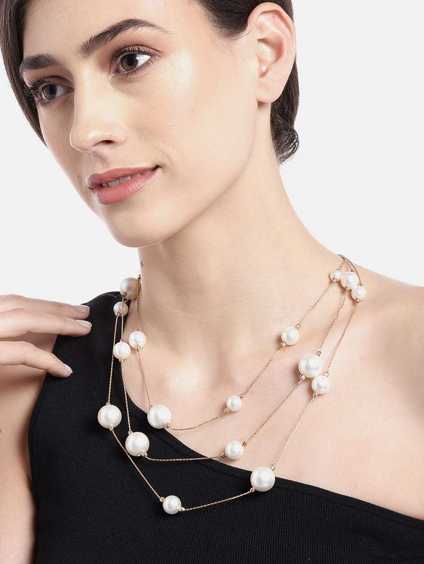 Blueberry Teagan Pearl Layerd Necklace