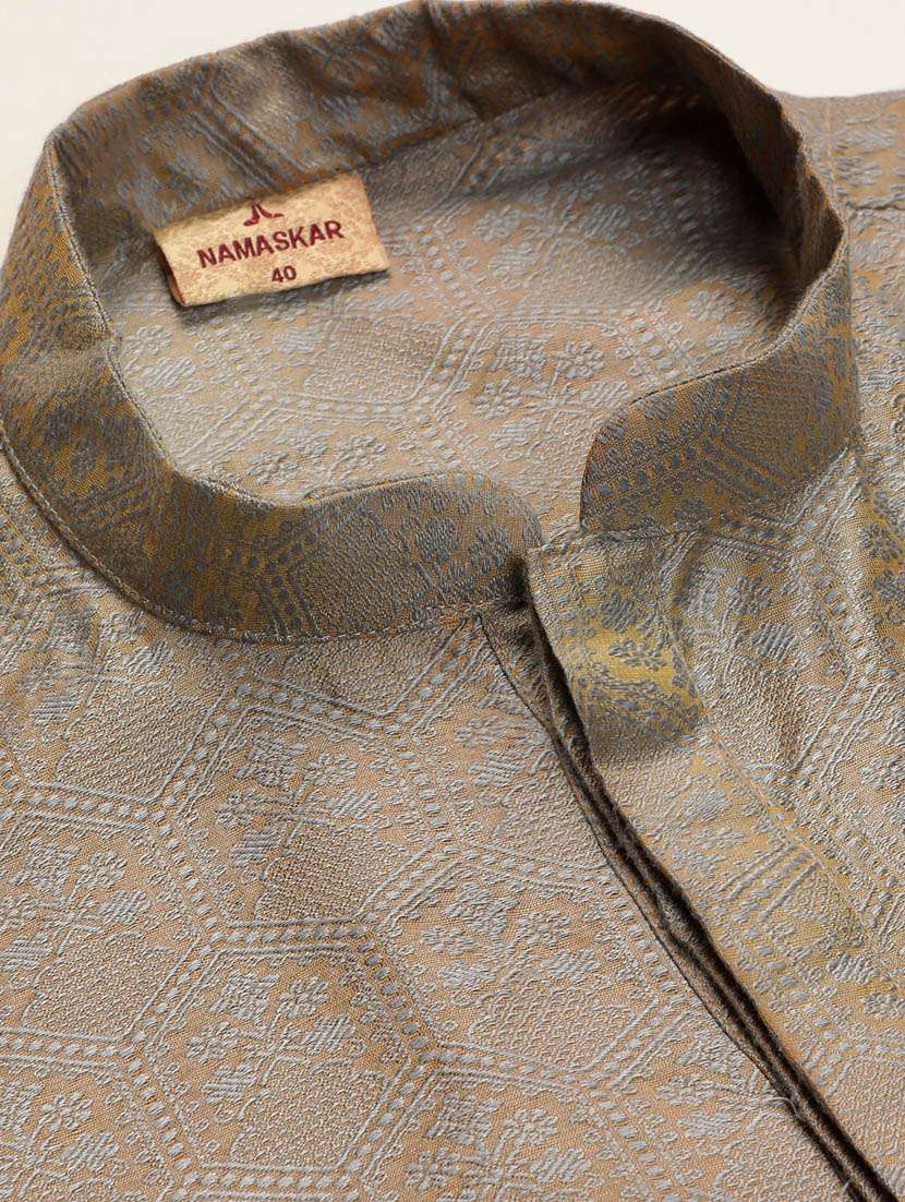 Men Self Design Kurta Churidar Ethnic Wear Set