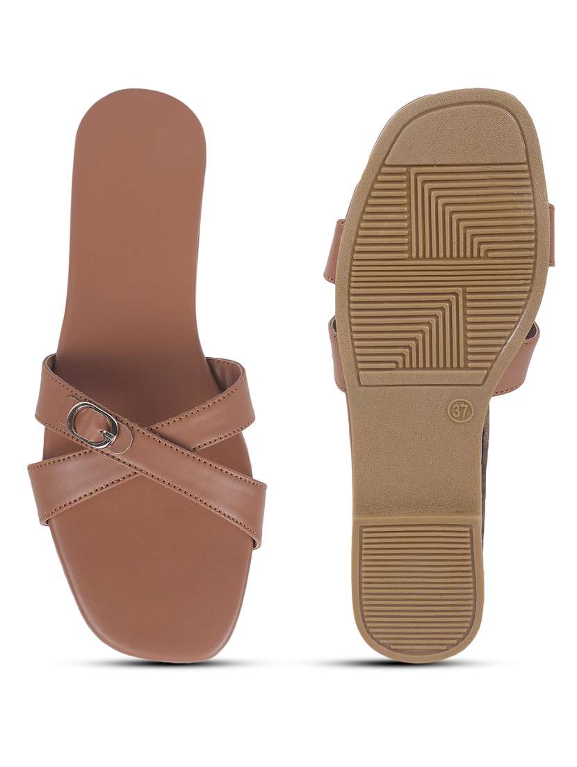 Buy online Brown Solid Slip On Flats from flats for Women by Closho for