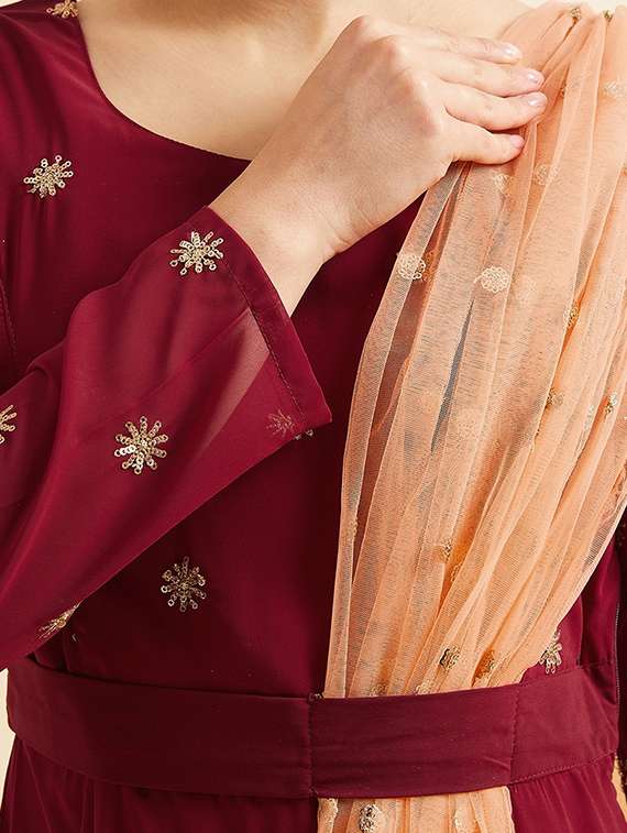 Women Maroon Kurta Dupatta Set