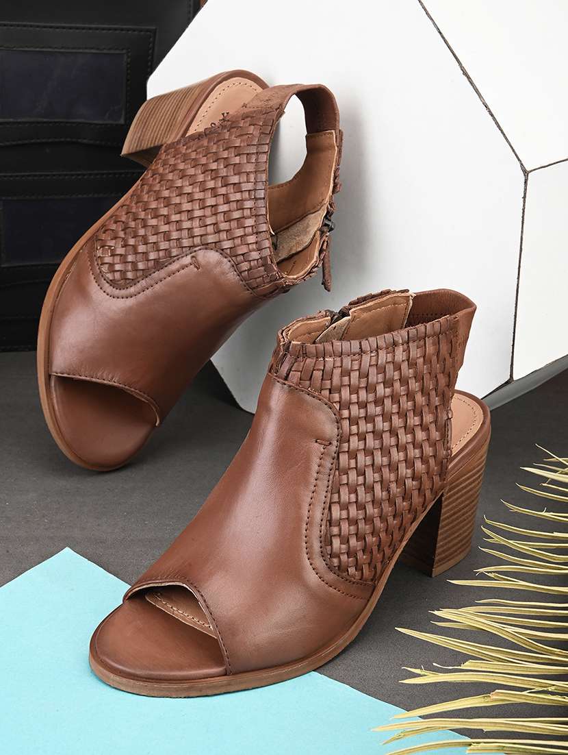 Hosis Brand Tan Back Strap Sandal