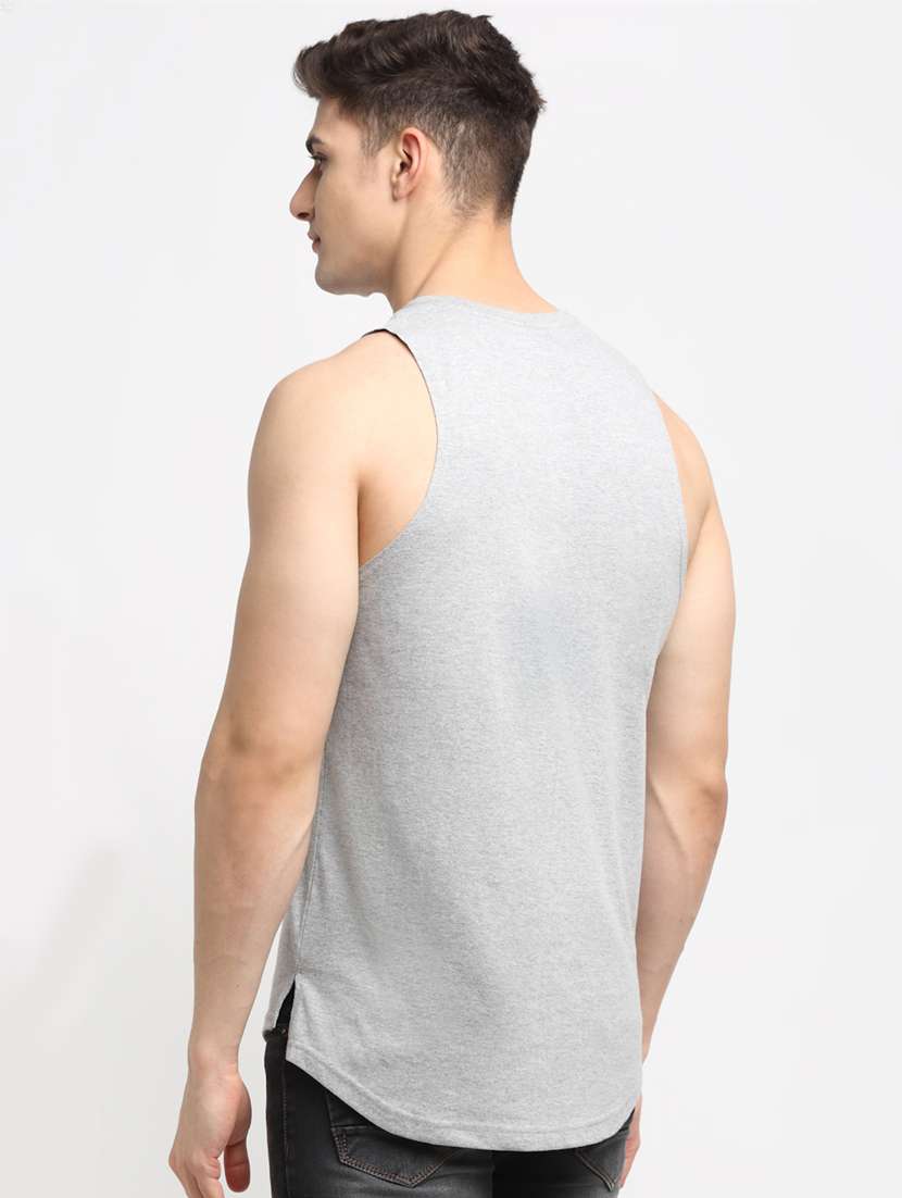 Men Round Neck Chest Print T Shirt