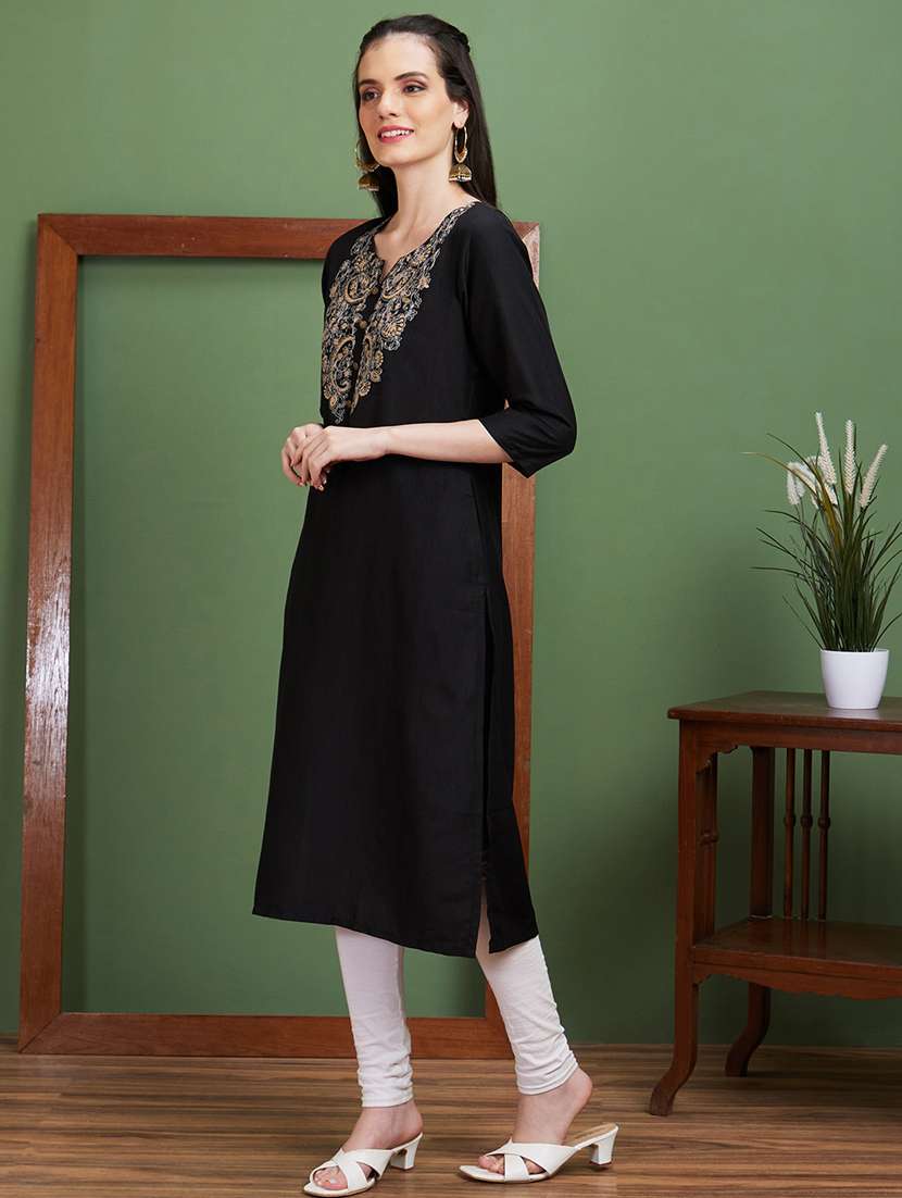 Women Black Notch Neck Straight Kurta