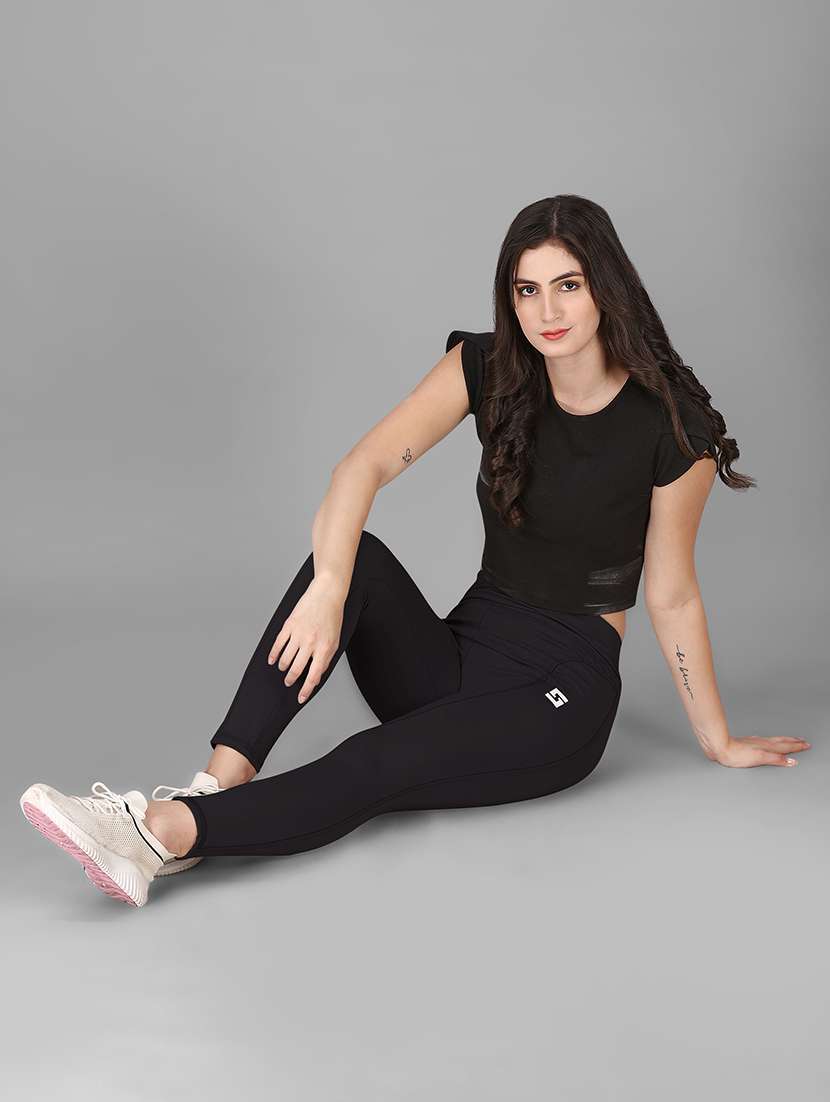 Women Solid High Rise Yoga Pants 
