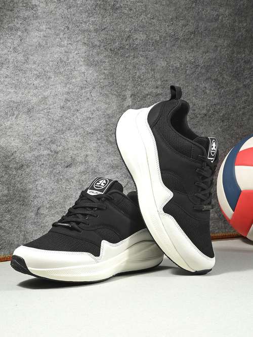 Men Solid Black Lace Up Sports Shoe