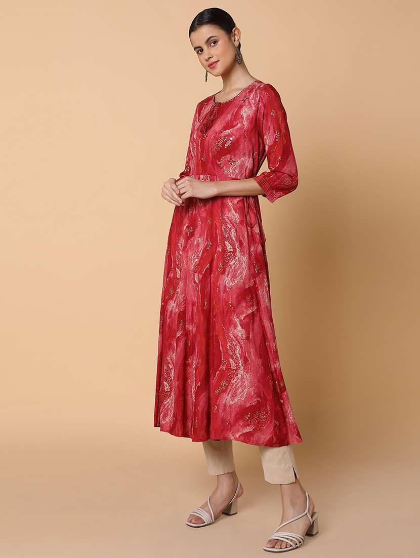 Women Three Quarter Sleeve Anarkali Kurta