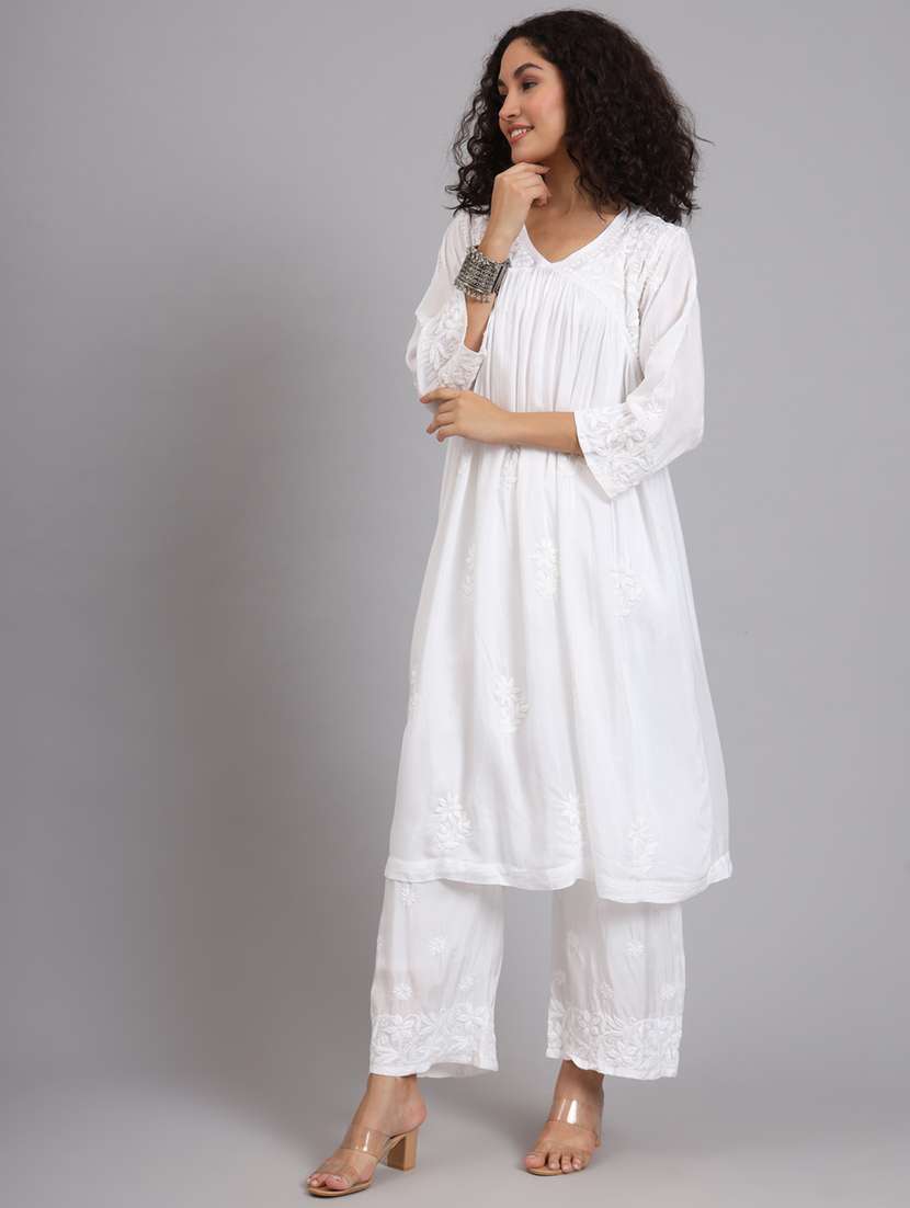Women Chikankari Kurta Pant Set 