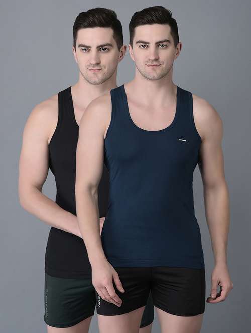 Men Pack Of 2 Solid Vests