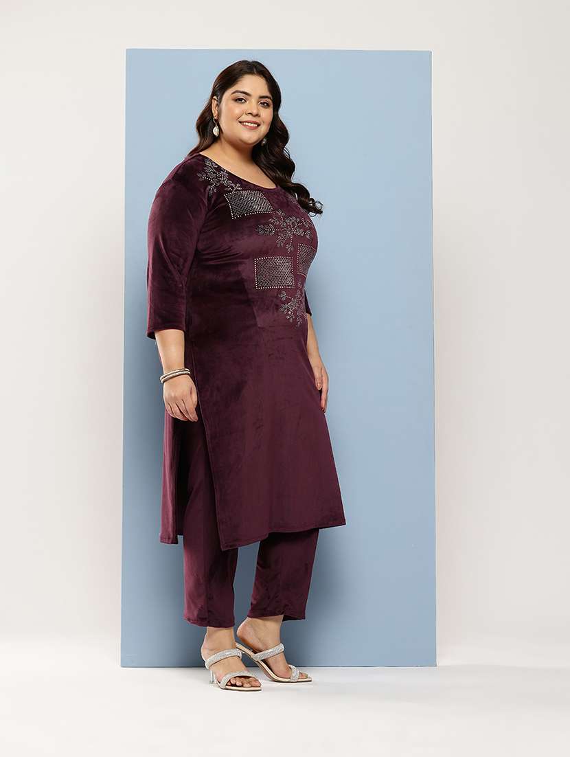 Women Plus Size Round Neck Kurta Pant Set With Dupatta