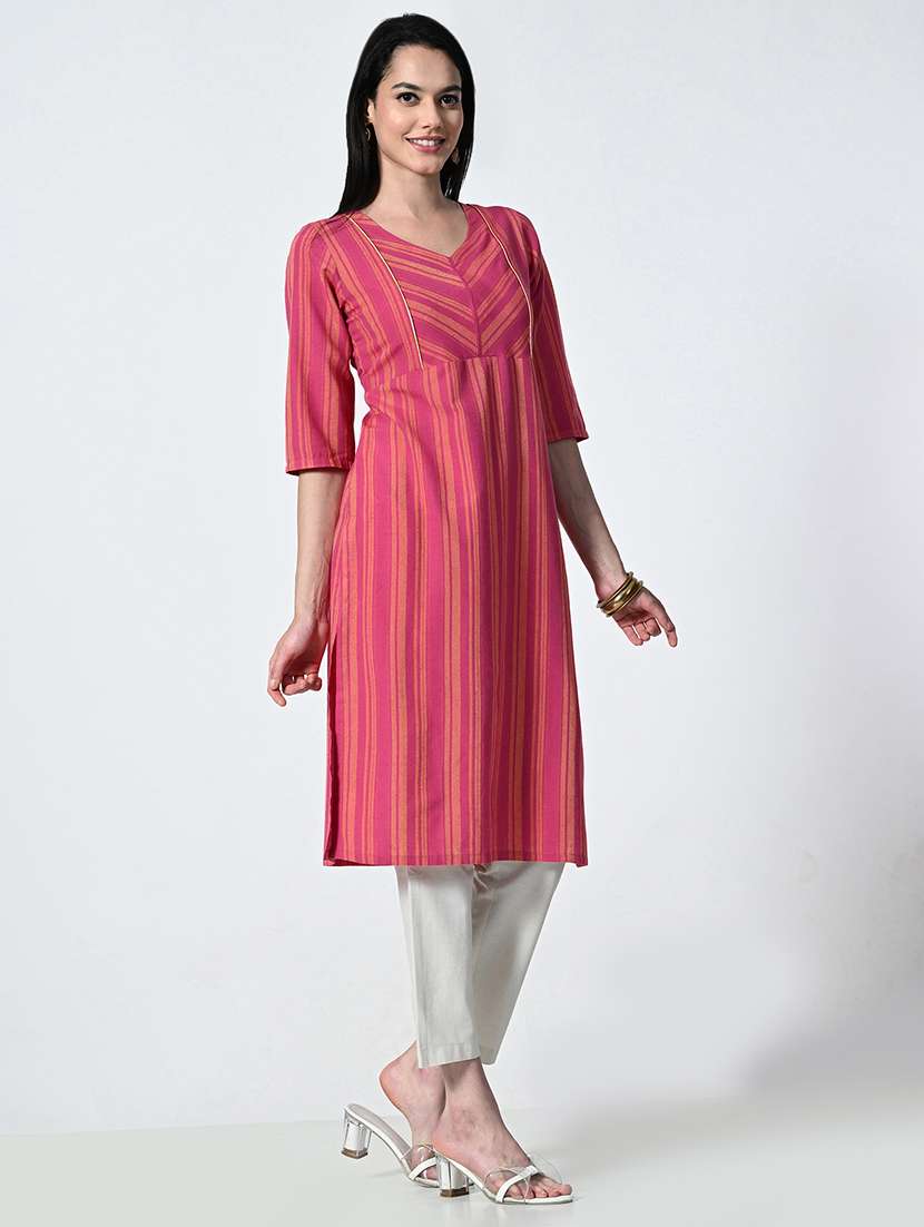 Womne Striped Elbow Sleeve Straight Kurta 