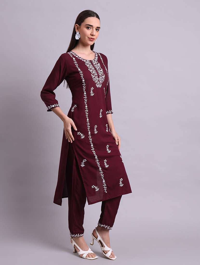 Women Three Quarter Sleeve Kurta Pant Set