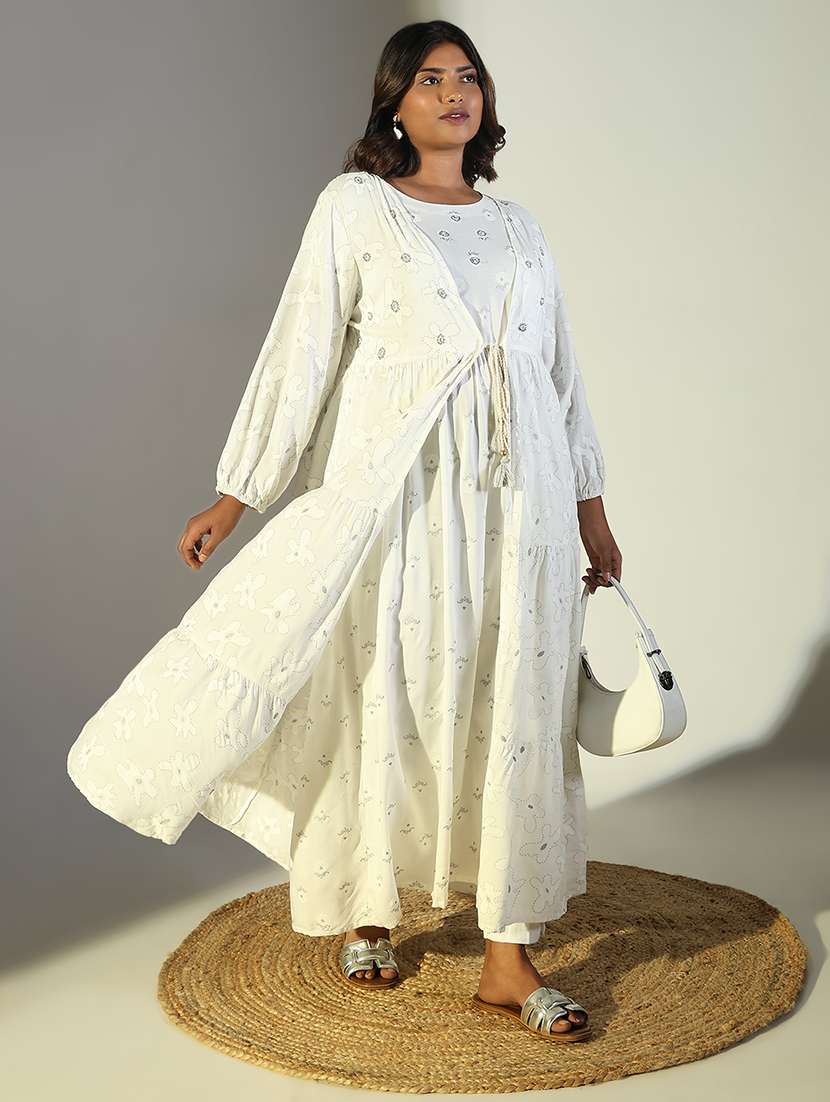 Women White Long Sleeve Anarkali Kurta