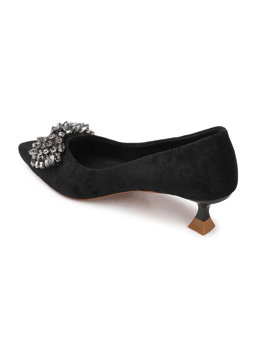 Women Black Slip On Pump