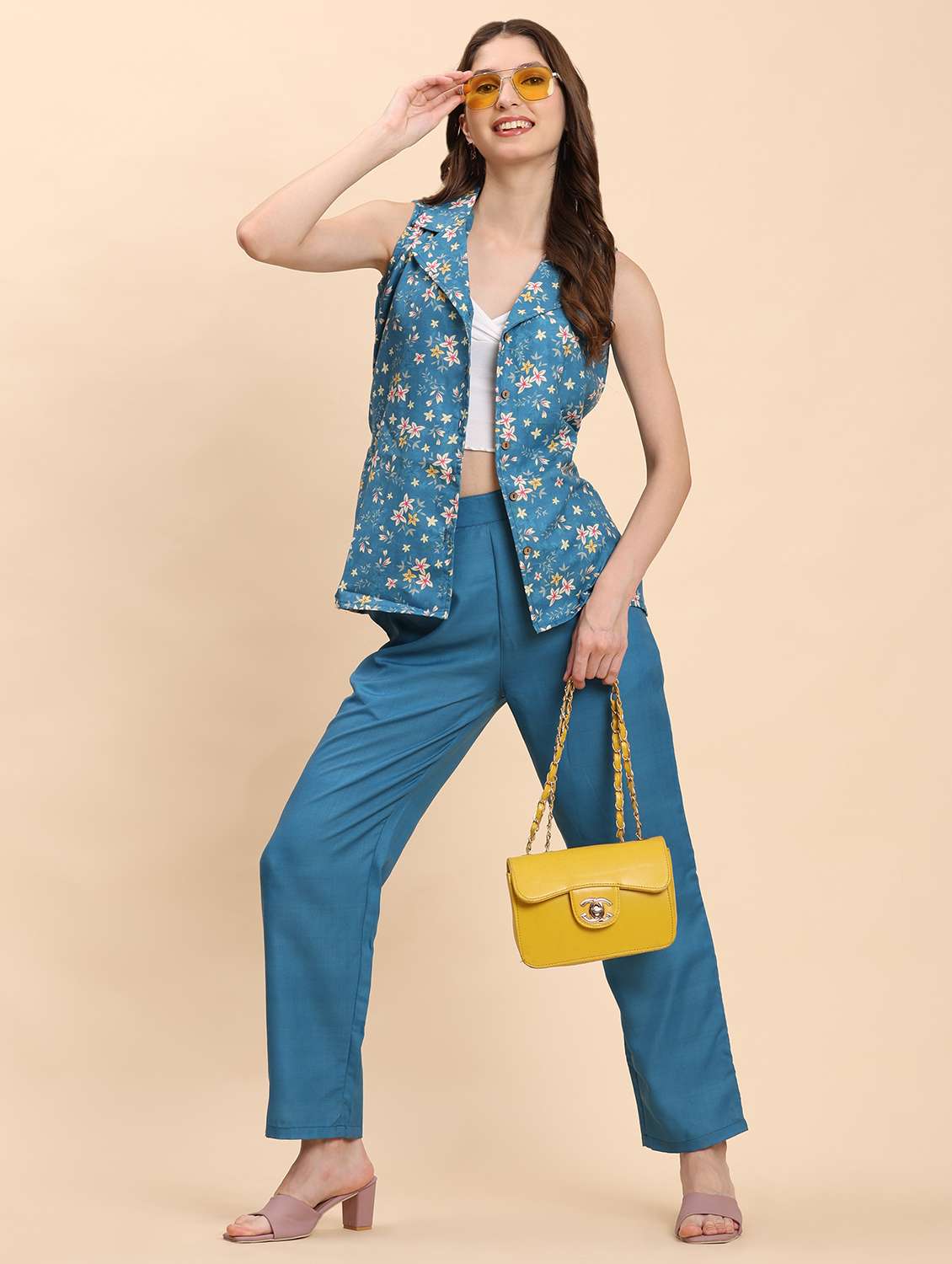 Women Floral Printed Shirt And Trouser Co Ord Set