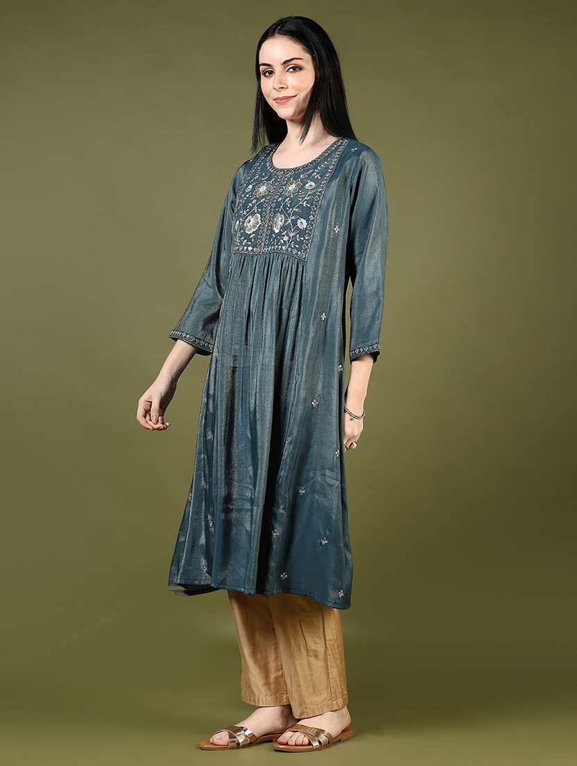 Women Embroidered Round Neck Flared Kurta