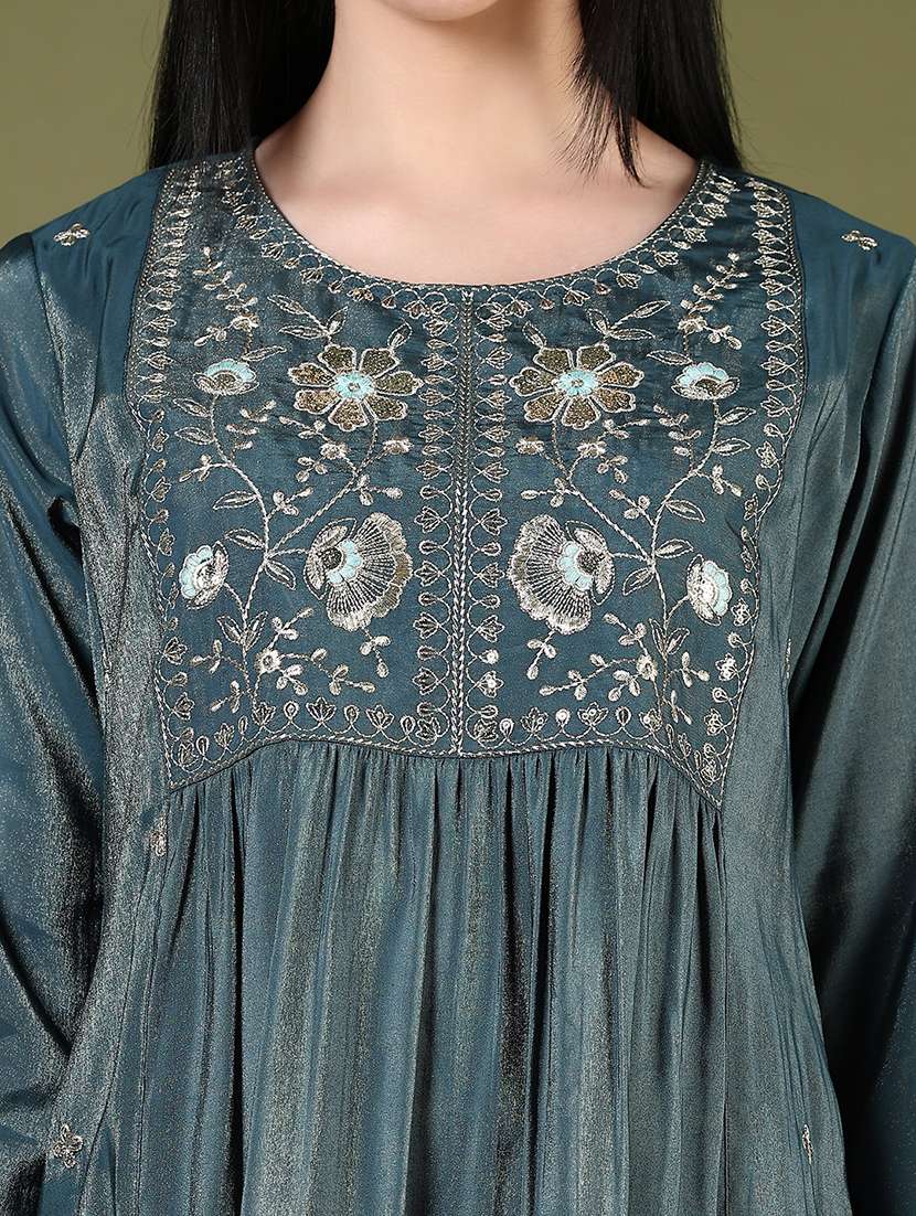 Women Embroidered Round Neck Flared Kurta