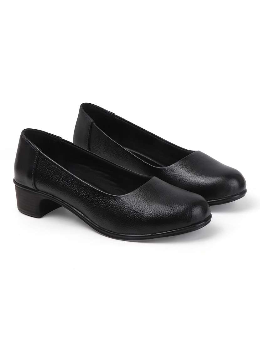 Women Black Slip On Pump