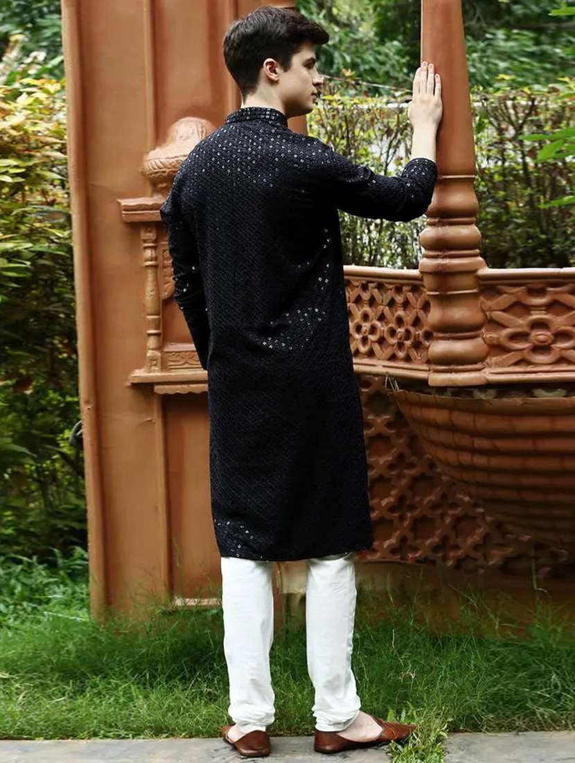Men Solid With Work Mandarin Neck Long Kurta