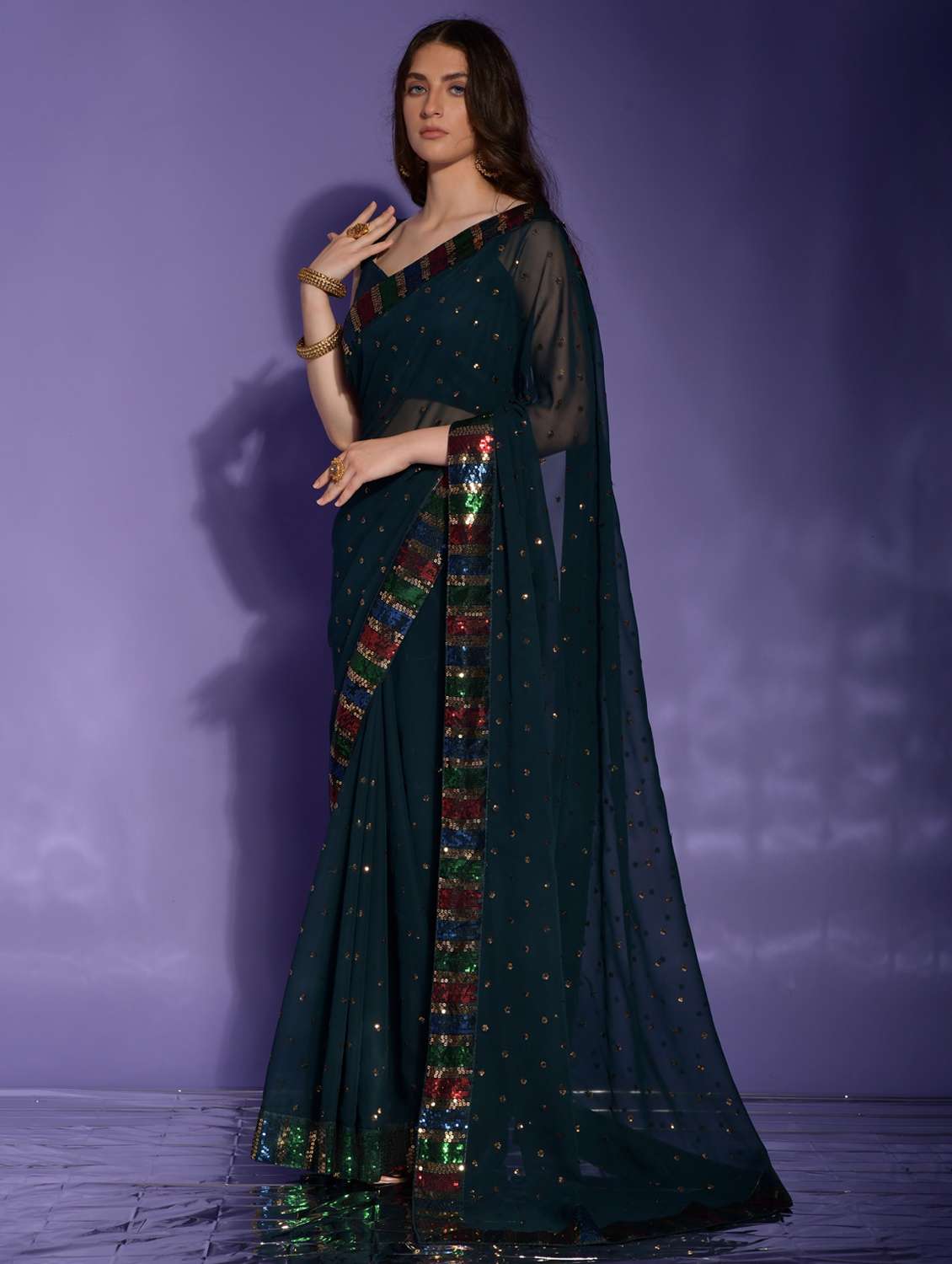 Women Solid With Work Embellished Saree With Blouse