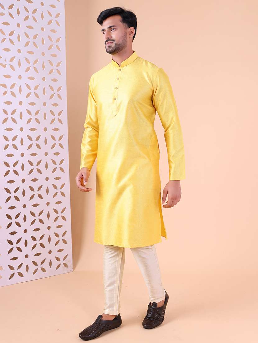 Men Mandarin Neck Kurta Pyjama Ethnic Wear Set