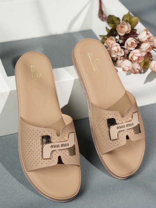 Women Solid Slip On Wedges